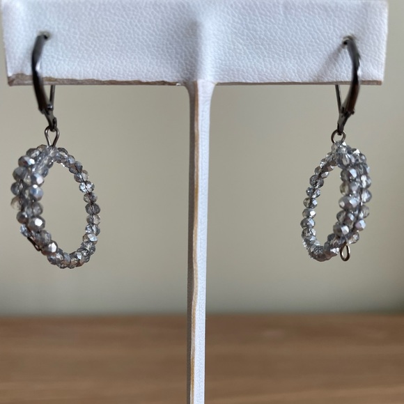 HAND CRAFTED EARRINGS Mirrored Crystal Memory Hoops Gunmetal - Picture 7 of 13